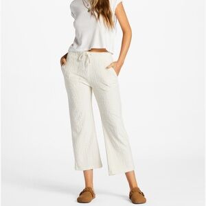 Billabong Cream Ankle Cropped Pants